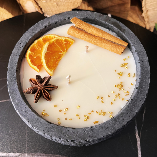 Handgefertigte Betonduftkerze „Black Cinnamon“ aus dem Schwarzwald – Gemütliche Atmosphäre für Ihr Zuhause