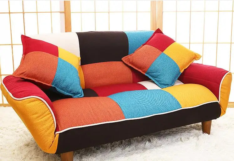 Verstellbares Sofa und Loveseat in buntem Linienstoff - Ideal für Wohnzimmer, Schlafzimmer, Studentenzimmer