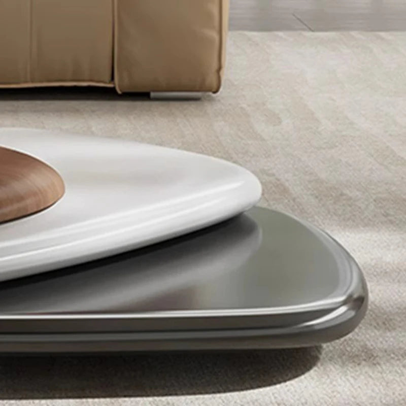 Eleganter Designer Couchtisch aus Massivholz