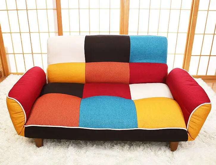 Verstellbares Sofa und Loveseat in buntem Linienstoff - Ideal für Wohnzimmer, Schlafzimmer, Studentenzimmer