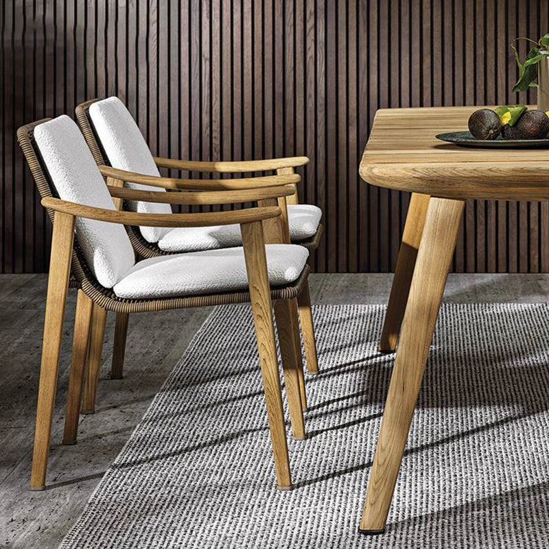 Luxuriöse Rattan-Tisch und Stuhl Set