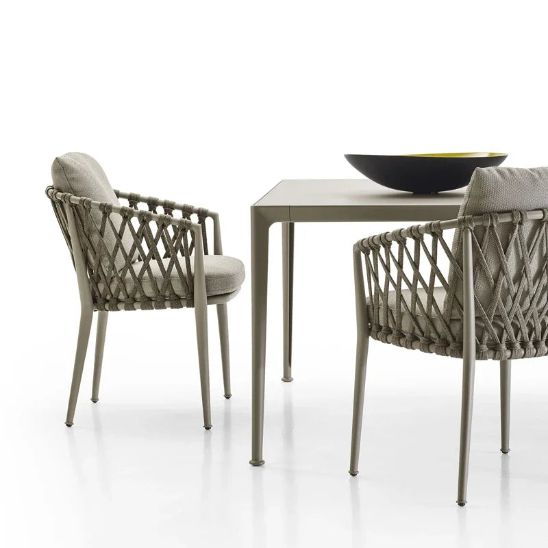 Moderne Rattan-Gartenstühle - Exklusive Outdoor-Möbel