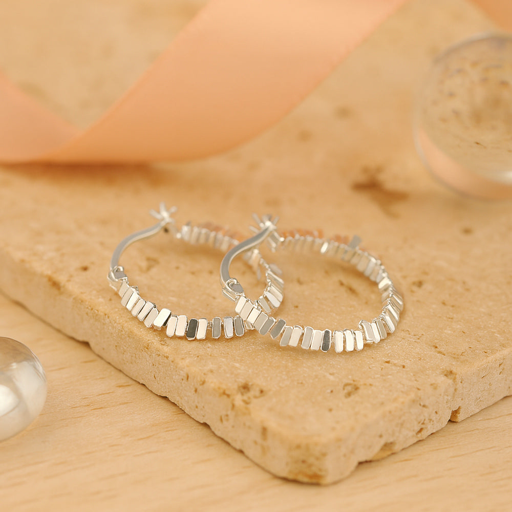 Ohrringe aus 925er Sterling-Silber, Struktur-Creolen