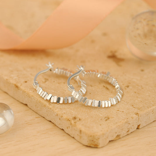 Ohrringe aus 925er Sterling-Silber, Struktur-Creolen