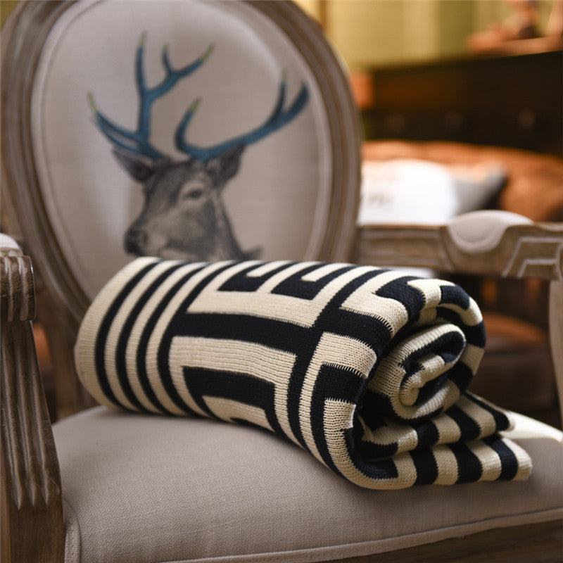 Nordic Key Pattern Knitted Line End Bed Flag Blanket