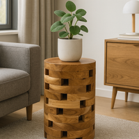 Teakholz Beistelltisch – Handgefertigt im Laminated Block Design - Natürlicher Holztisch aus Teak - Wohnzimmer & Schlafzimmer - 35x35x50 cm