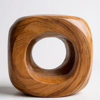 Holz Hocker – Pflanzenhocker Beistelltisch – Modern mit rundem Ausschnitt – Würfelform aus Massivholz – 40x40x40 cm