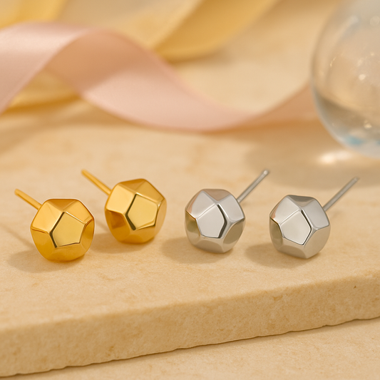 Ohrstecker aus 925er Sterling-Silber, Quadratische Kugeln