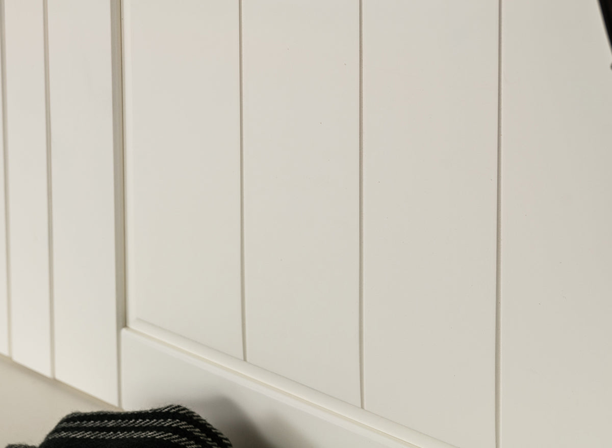 Bologna Elegante Massivholz Kiefer Garderobe Doppel Wandpanel | Farbe weiß
