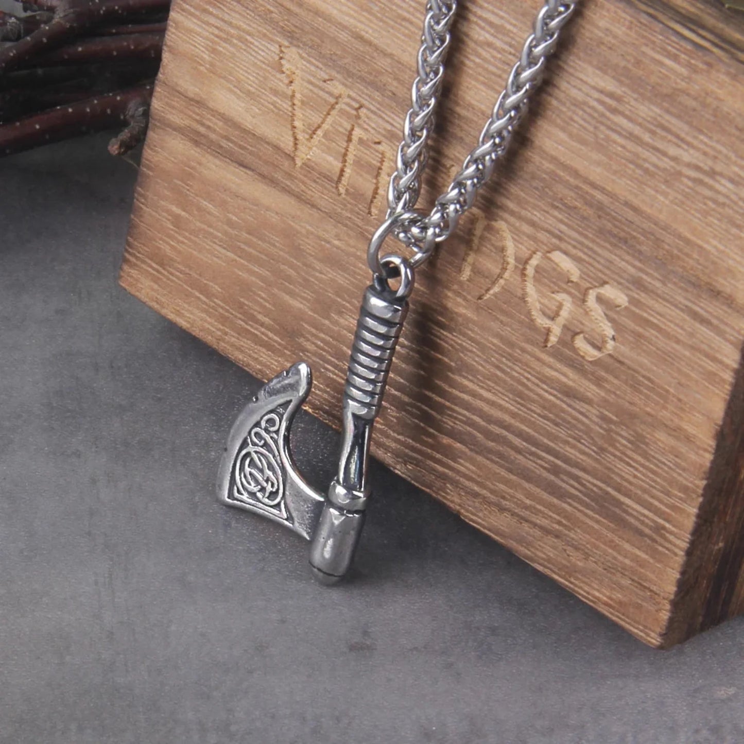 Never fade wolf and raven slavic wild amulet talisman viking necklace jewelry