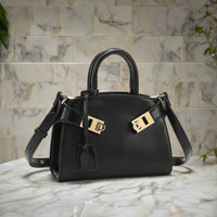 Ari modern classic shell bag – soft structured style double lock charm