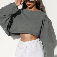 Loose fit round neck crop sweater women Short