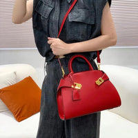 Ari modern classic shell bag – soft structured style double lock charm