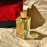 luxury unisex eau de parfum – timeless floral elegance