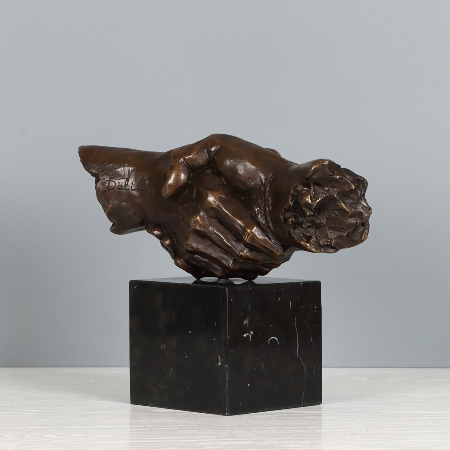 S52468084e5d74084a2182f318cef26ece