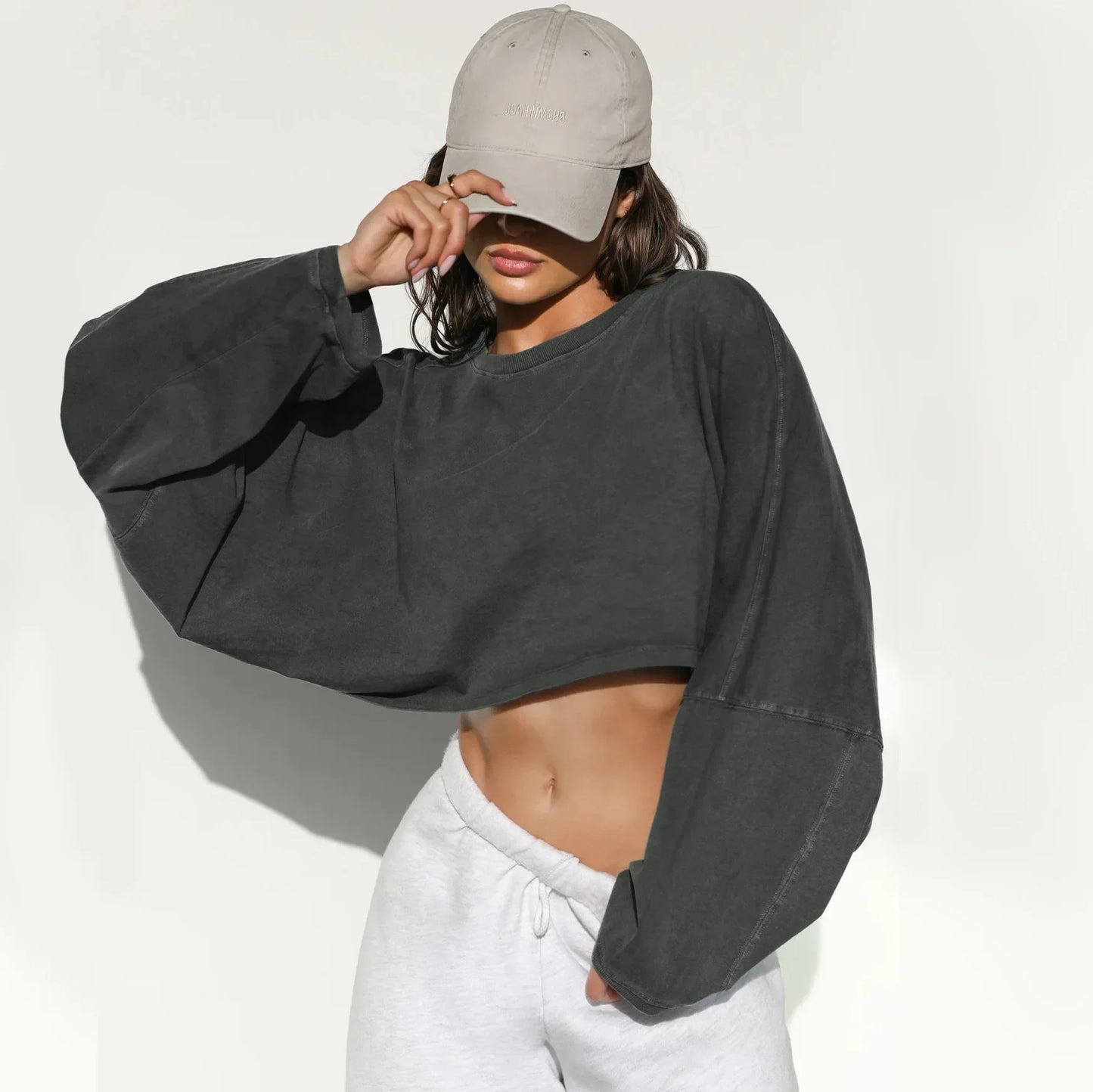 Loose fit round neck crop sweater women Short