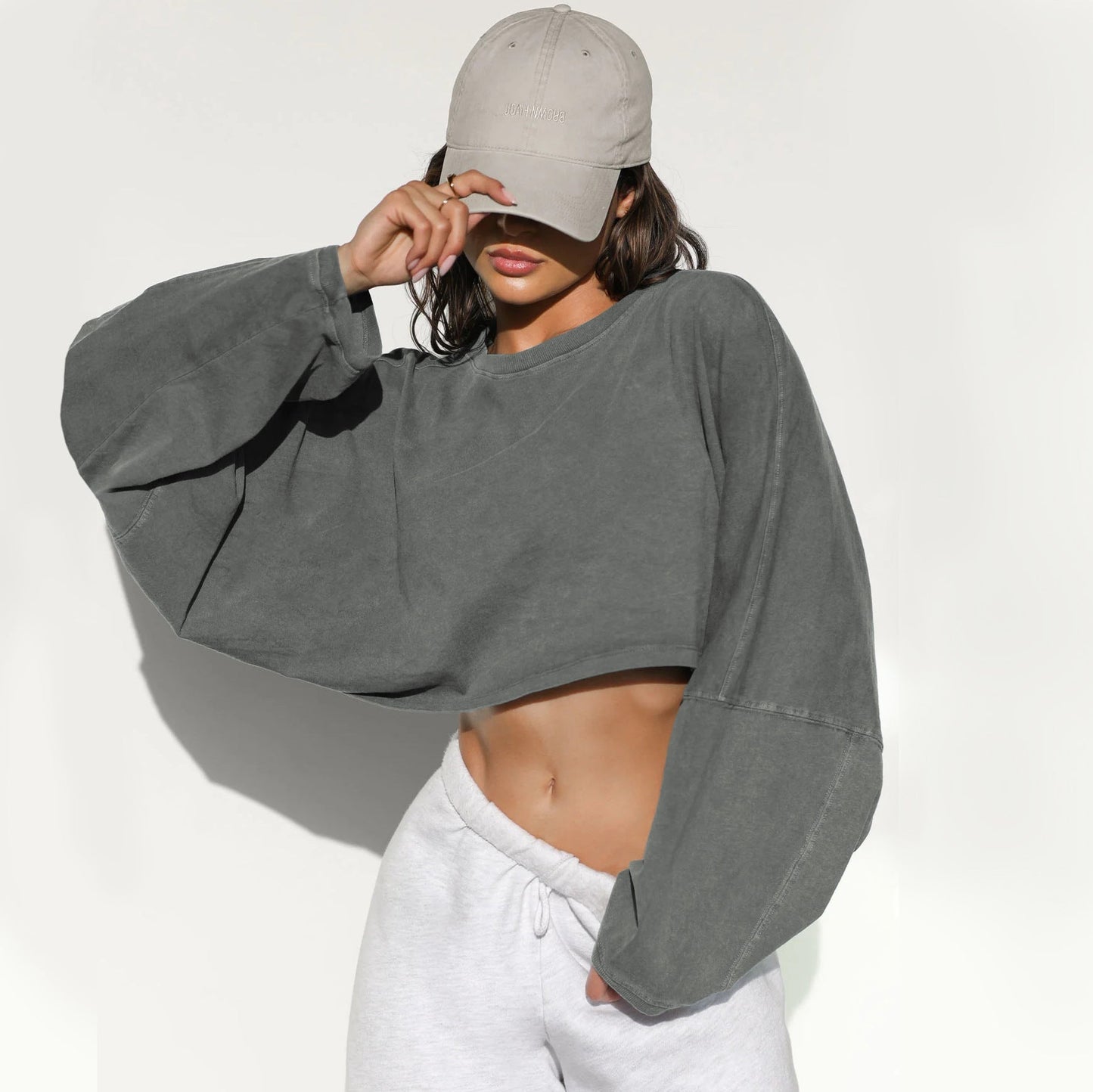 Loose fit round neck crop sweater women Short