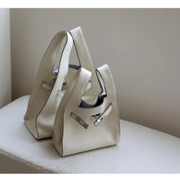 ARI bag classic curve underarm shoulder in fine leather