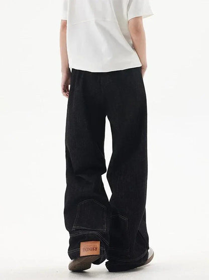 High street fashion baggy jeans reverse pocket design