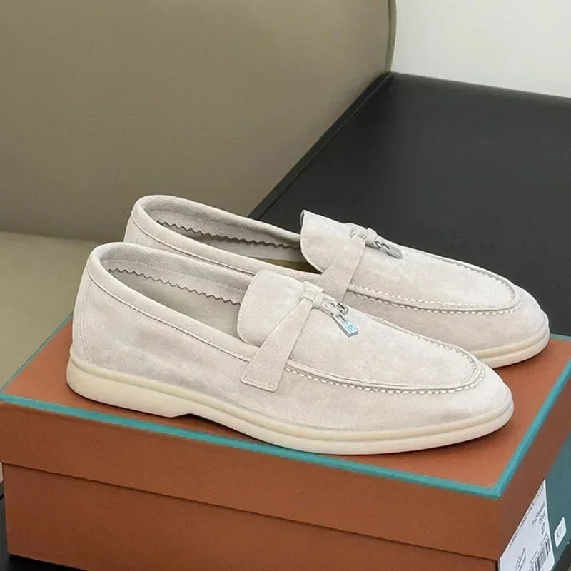 Classic british style loafers – flat fringe shoes with metal buckle