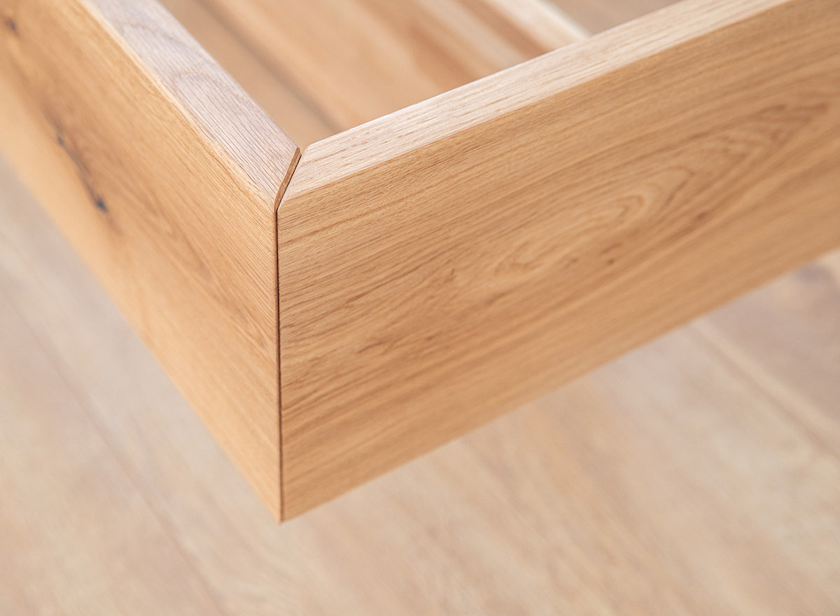 Turin Massivholz Eichenbett 140-180cm mit Holzbeinen und doppelter Rückenlehne