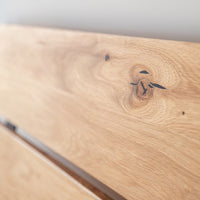 Turin Massivholz Eichenbett 140-180cm mit Holzbeinen und doppelter Rückenlehne