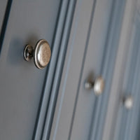 Bologna Elegante Massivholz Kiefer Glasvitrine 1.3 | Farbe Graphit - Kiefer