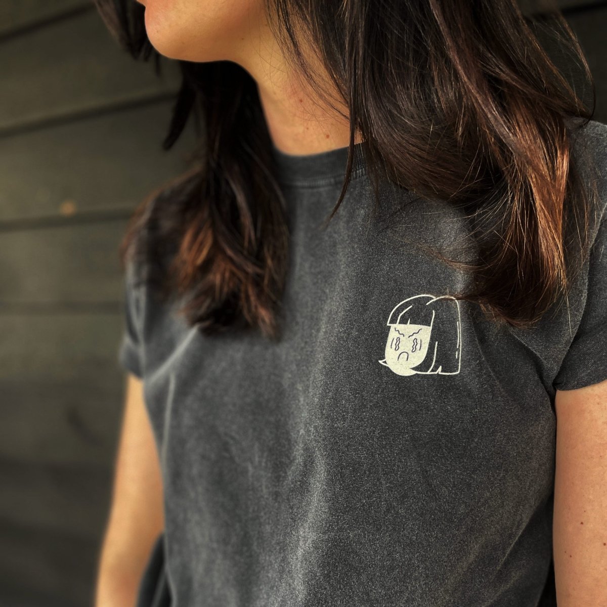 Friendlier then i look - Vintage Black Tee