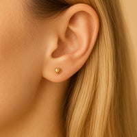 Ohrstecker aus 925er Sterling-Silber, Mini-Herzchen mit filigranem Rand