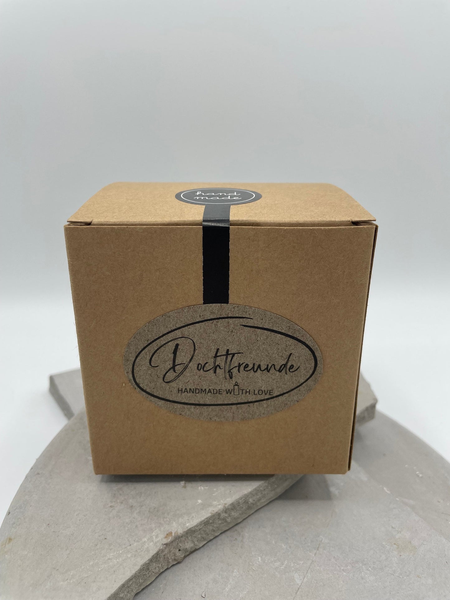 Tada dein Geschenk - LUSTIGER Panda personalisierbare PREMIUM Duftkerze mit verschiedenen Dekoren - handgemacht aus dem Südschwarzwald