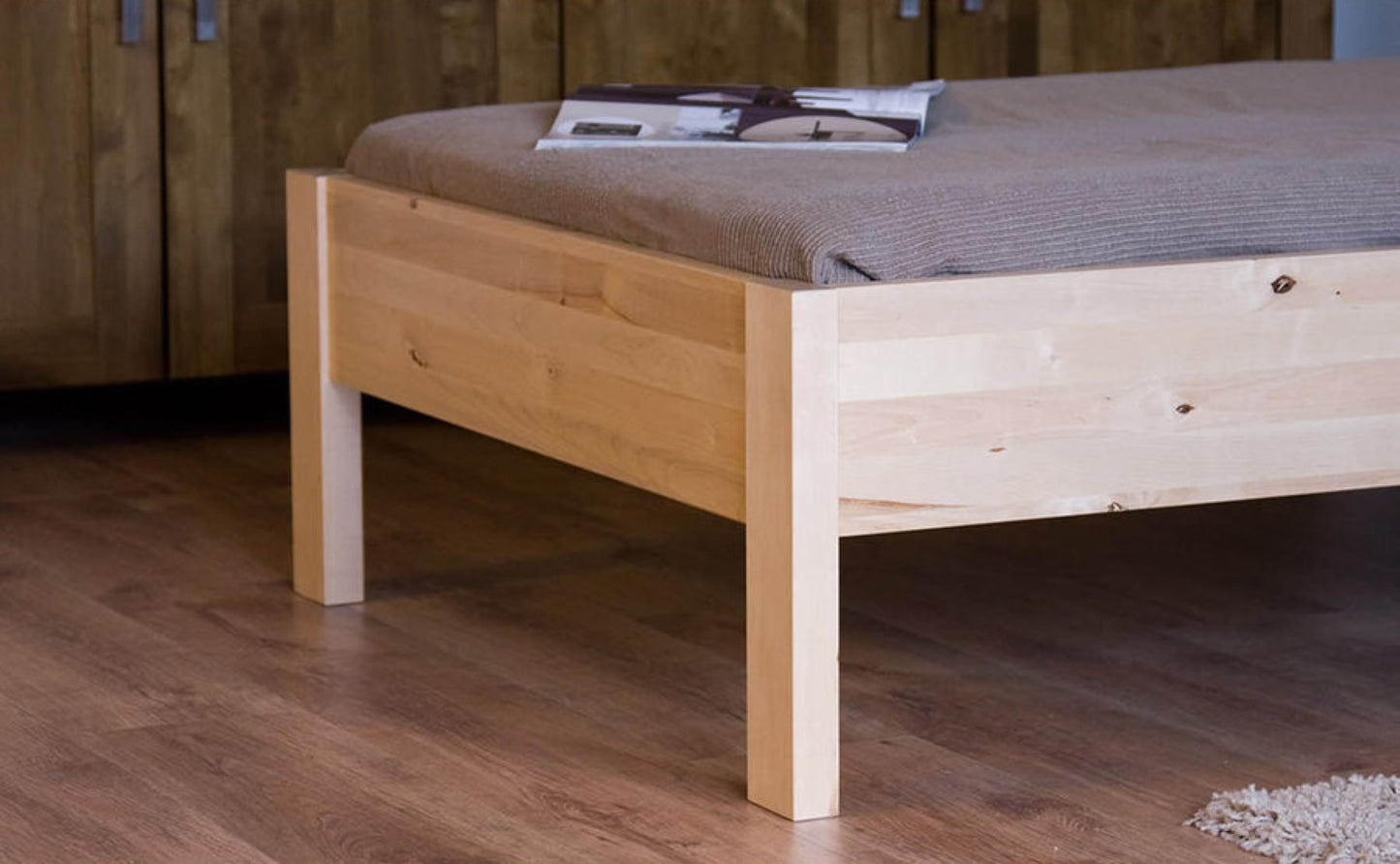 PEDENZA Massivholzbett