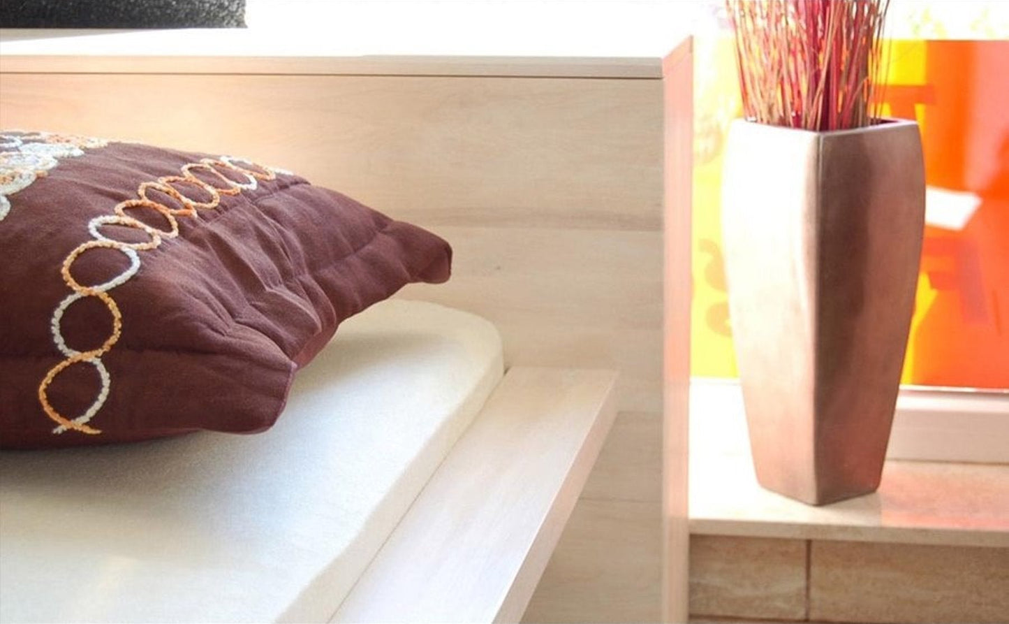 CREATO Massivholzbett mit Bettkasten