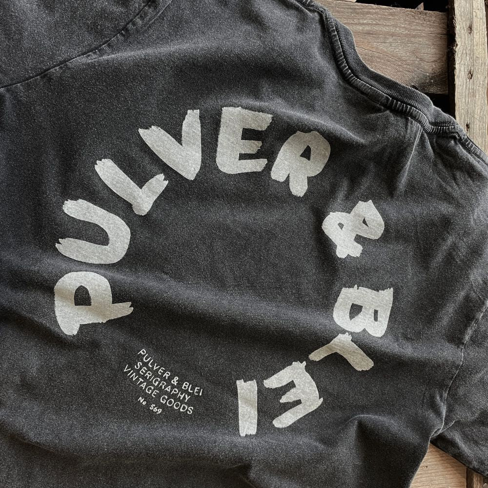 Roundly Painters No 569 - Washed Black