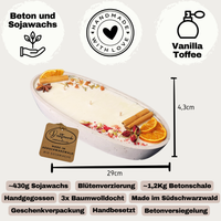 Design-Betonkerze "Grey Ship" (29cm) – Vanilla Toffee & Blüten-Topping