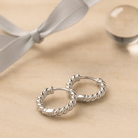 Ohrringe aus 925er Sterling-Silber, Creolen in Kordeloptik