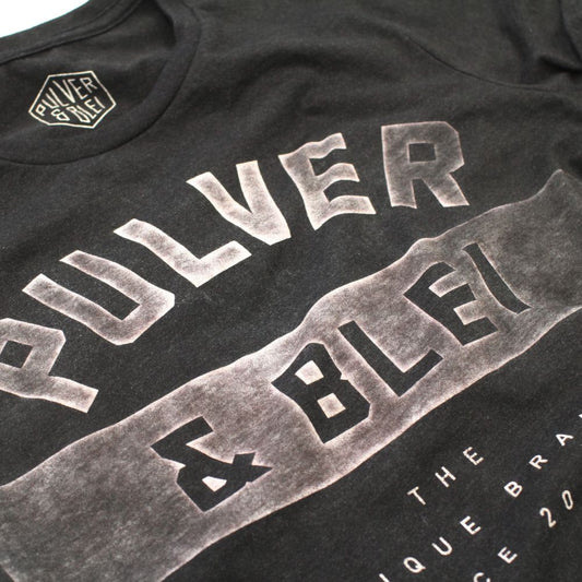 UNIQ Gunmetal Edition