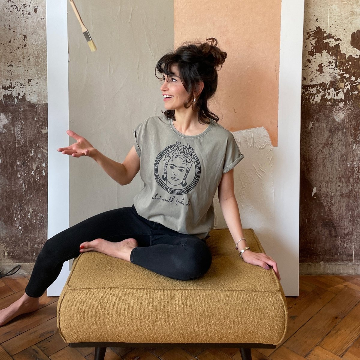 What would Frida do Washed Grey